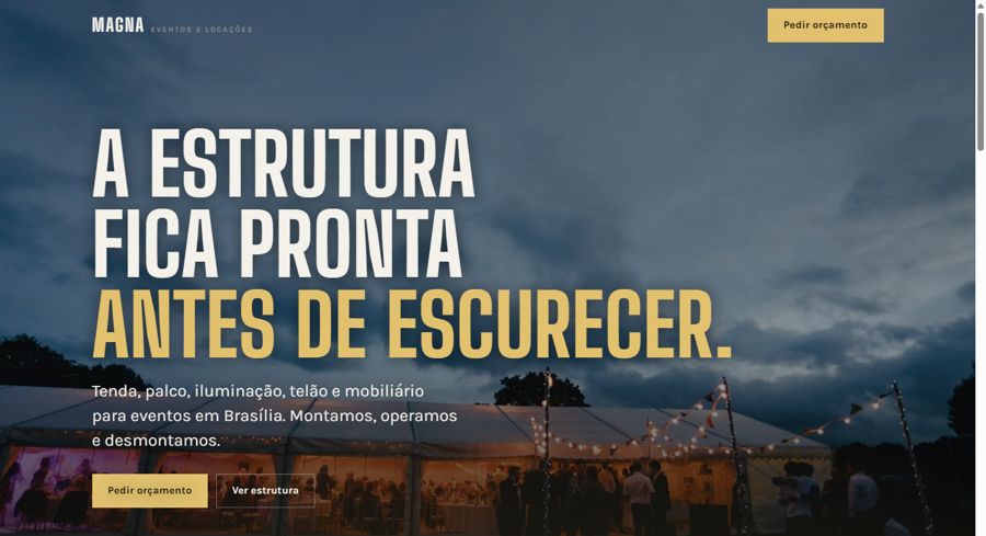 Prévia da direção 3, fundo preto com tenda iluminada ao anoitecer